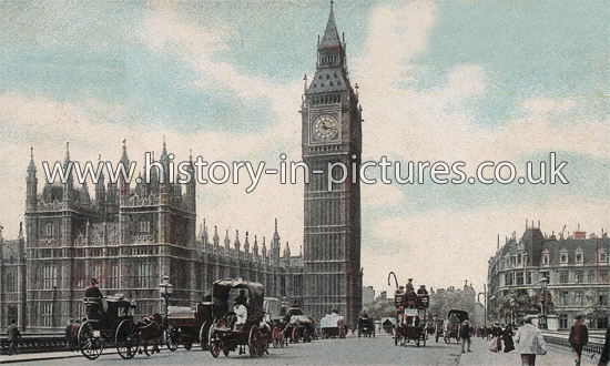 Westminster Bridge & Houses of Parliament, London, c.1905.